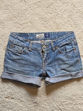 Aeropostale Medium Wash Rolled Hem Denim Shorts
